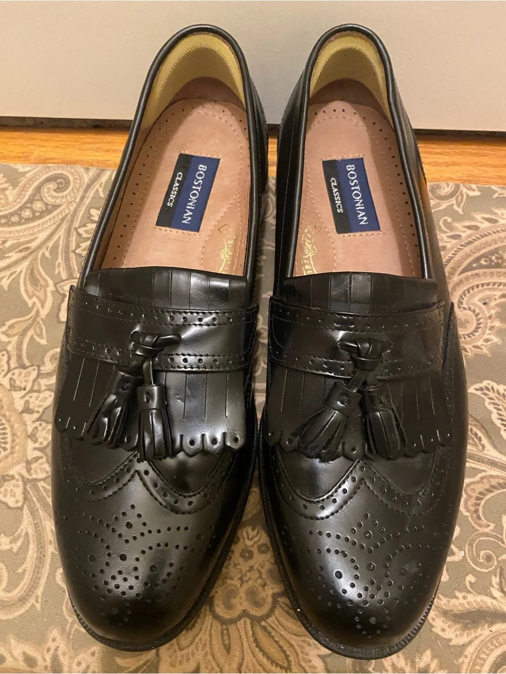Bostonian Black Leather Tassel Kiltie Loafers